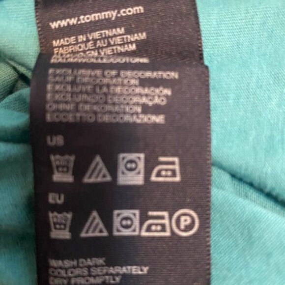 Tommy Hilfiger Aqua Split-Neck cap sleeves top, size 1X - Picture 4 of 4